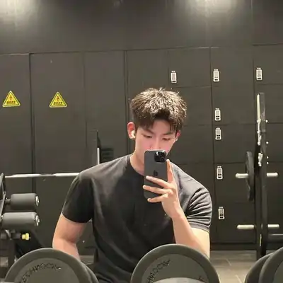 潘翔